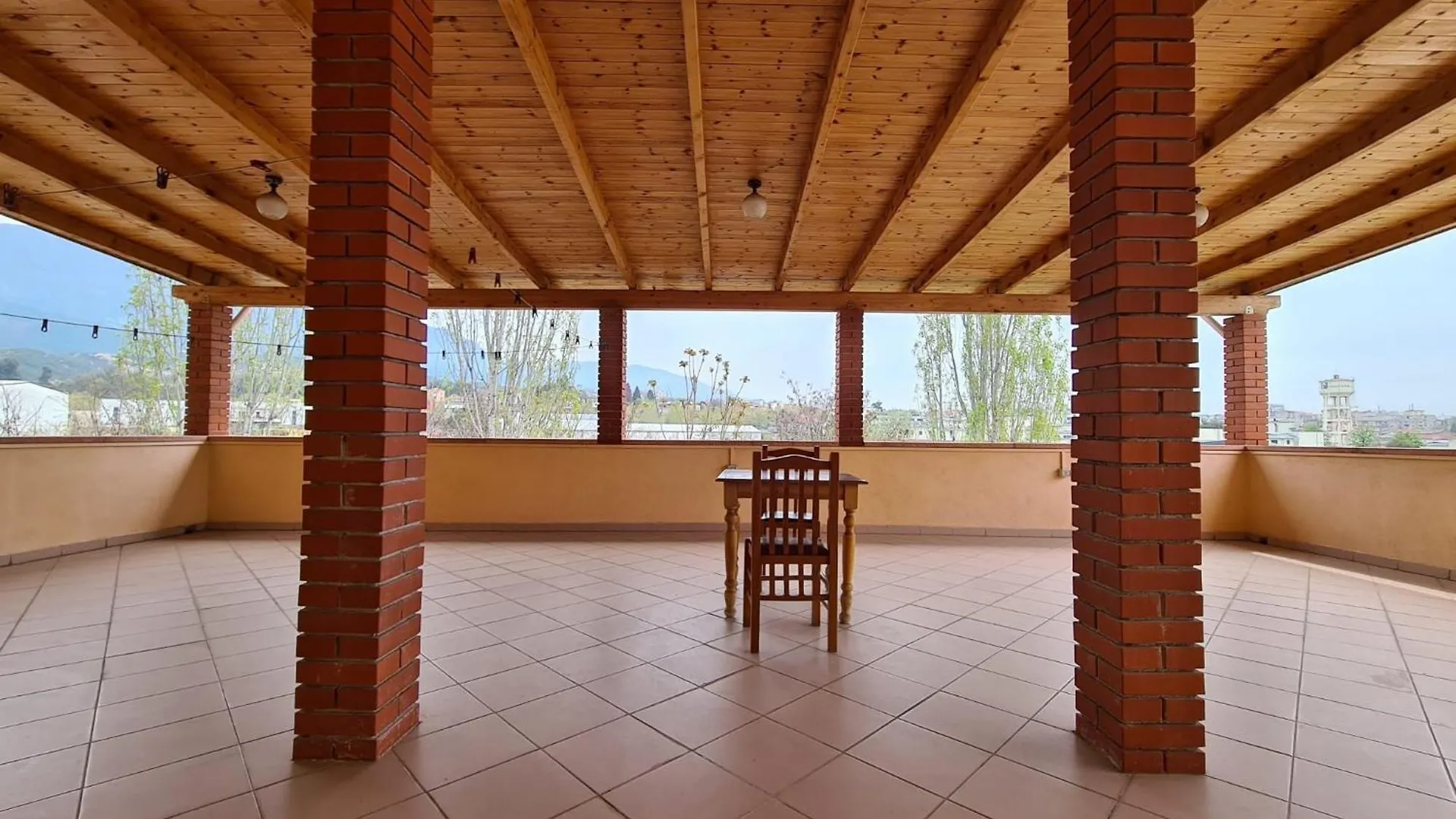 Tirane Tranquility Cottage Tirana